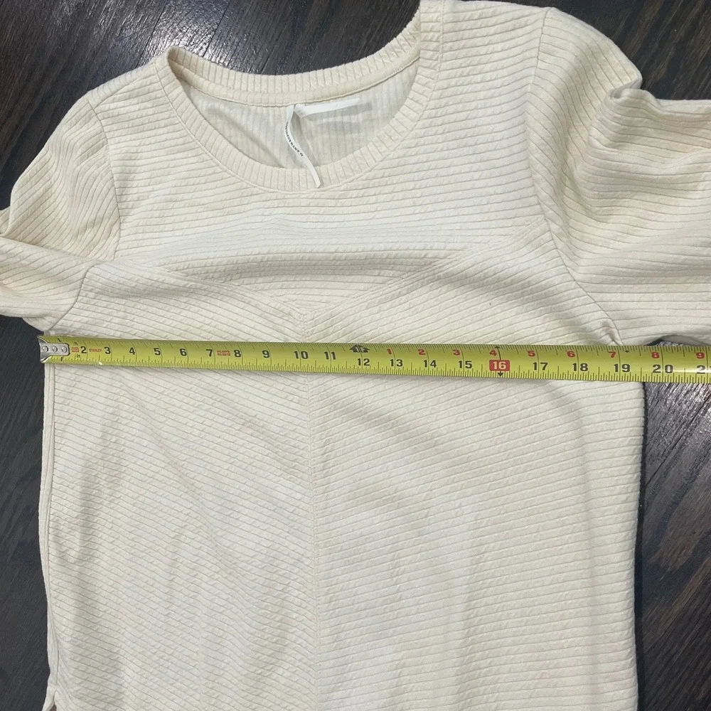Anthropologie Bayleigh Balloon Sleeve Textured Cropped Top Women Large Cream